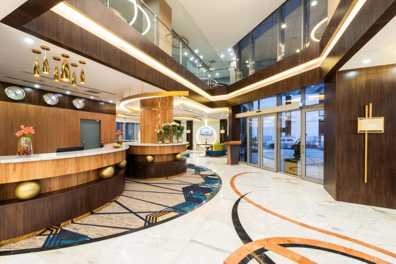 Warwick Riyadh Hotel Exterior foto