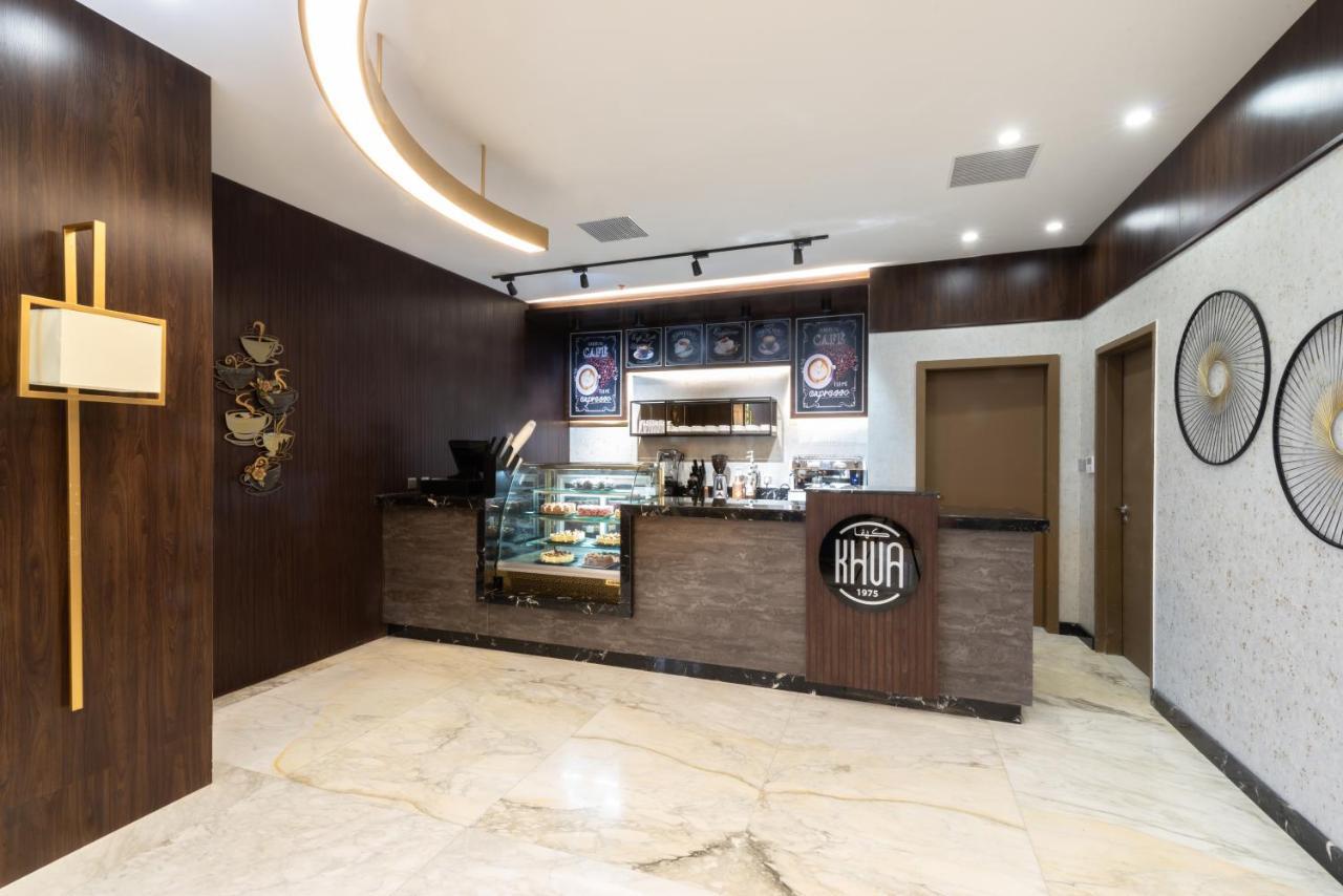 Warwick Riyadh Hotel Exterior foto